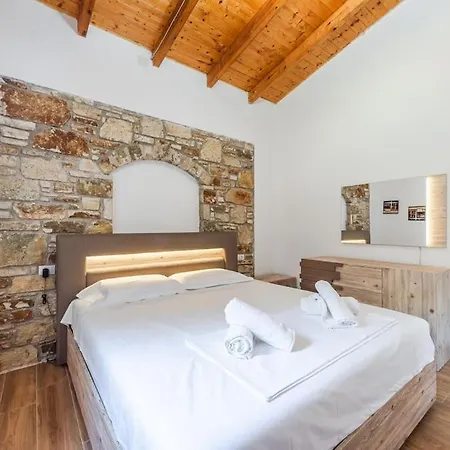 Siar The Small By Pikhost * Borsh