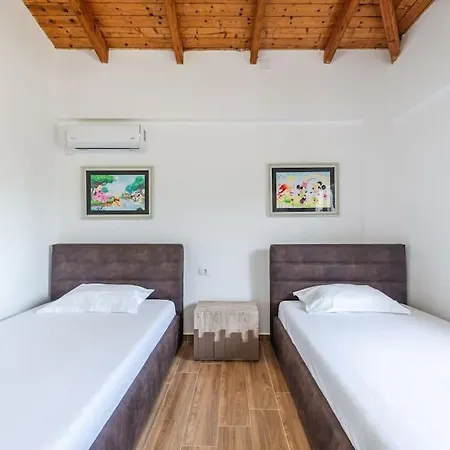 Villa Siar The Small By Pikhost